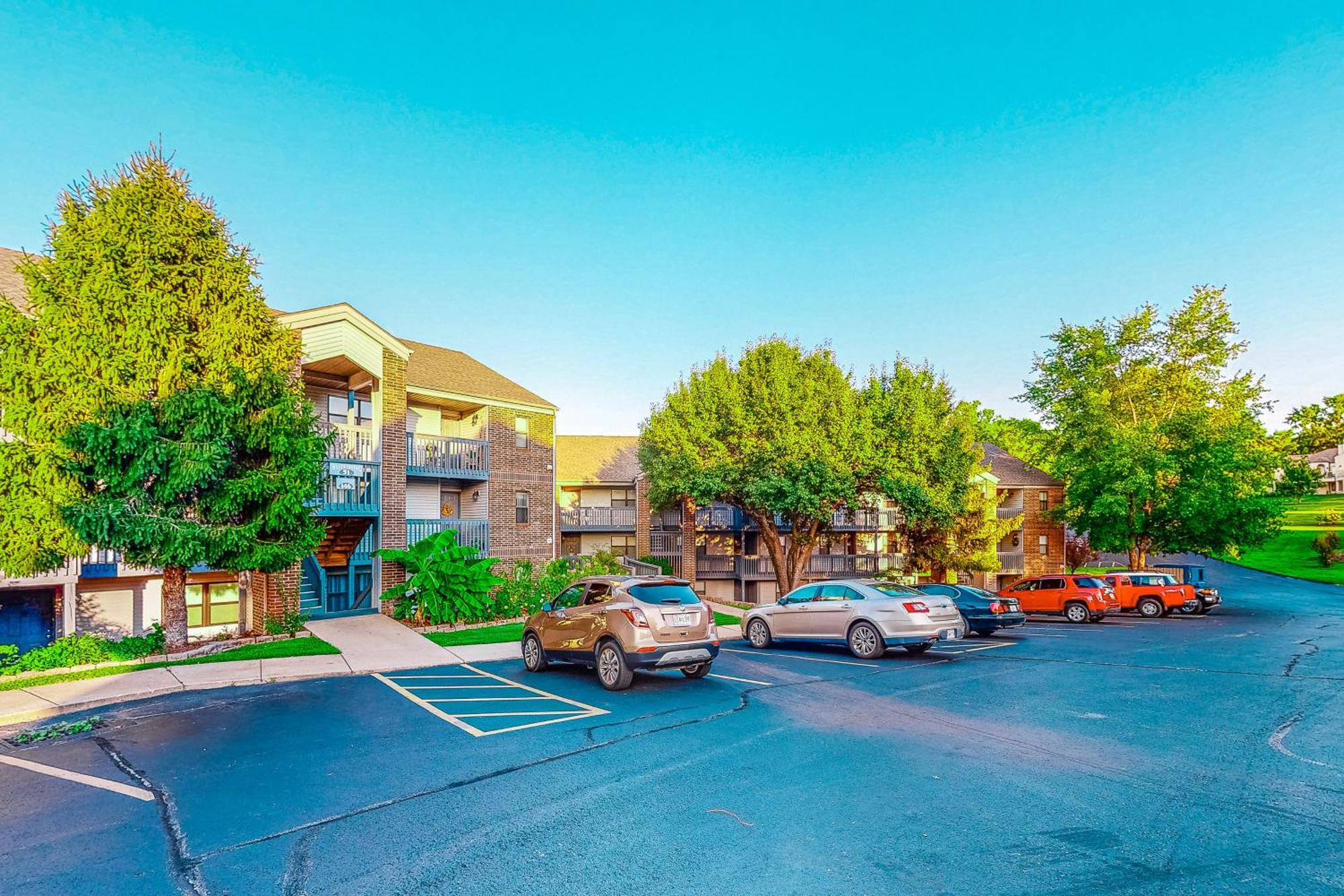 Lofty Retreat & Paradise Pointe Branson Exterior photo