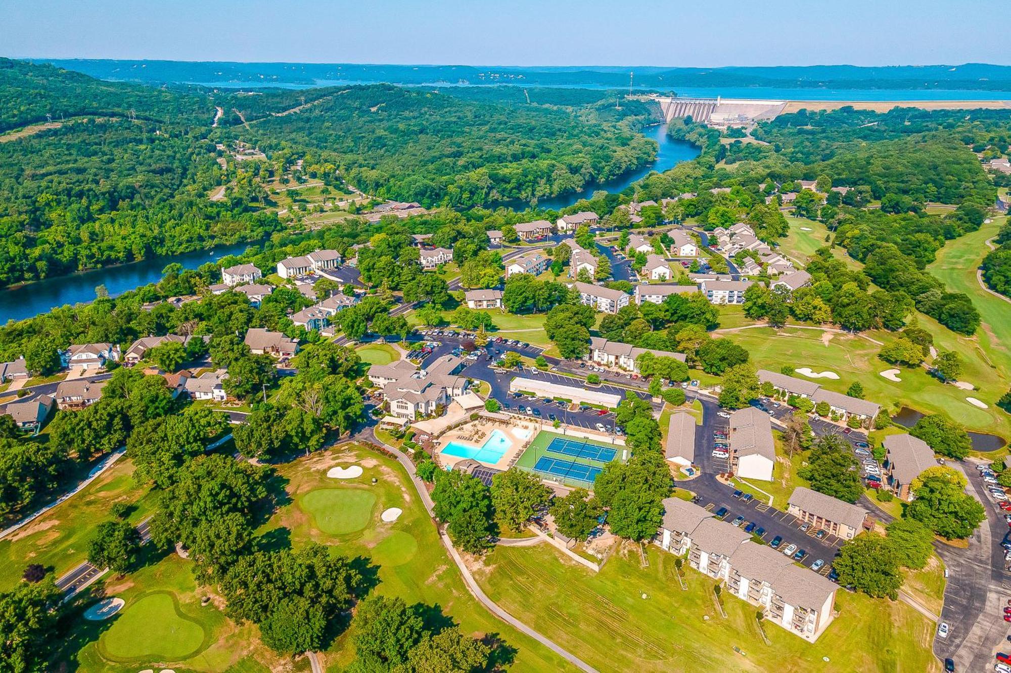 Lofty Retreat & Paradise Pointe Branson Exterior photo